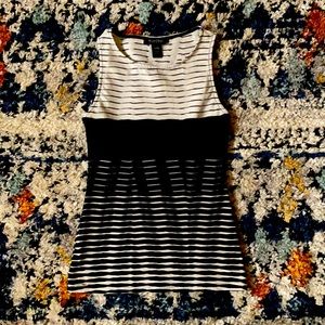 White House Black Market Blouse, bodycon, size xxs